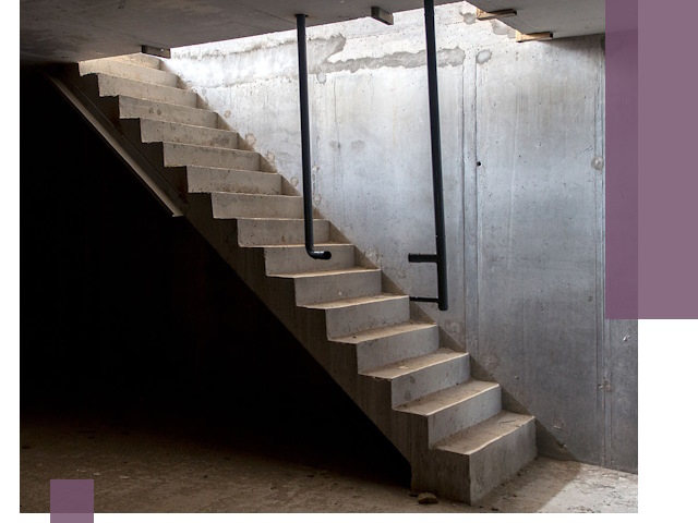 Изготовление и монтаж лестниц в подвале в Таганроге