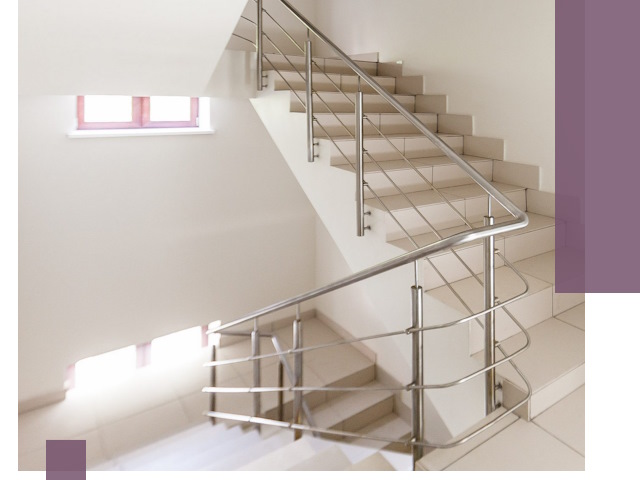 Установка и замена перил в подъезде в Таганроге