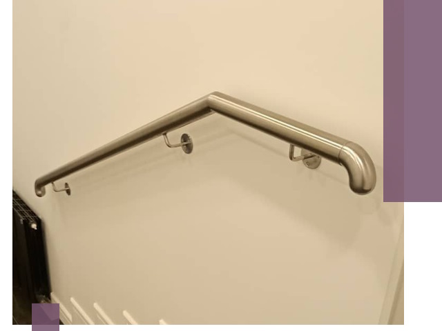 Изготовление пристенных поручней в Таганроге под ключ за сроки